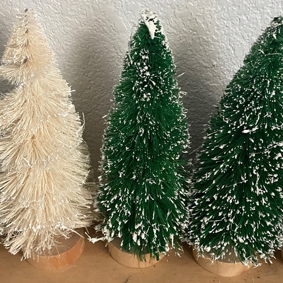 Threshold Holiday Miniature Tree Set - Green and Cream - Picture 3 of 3